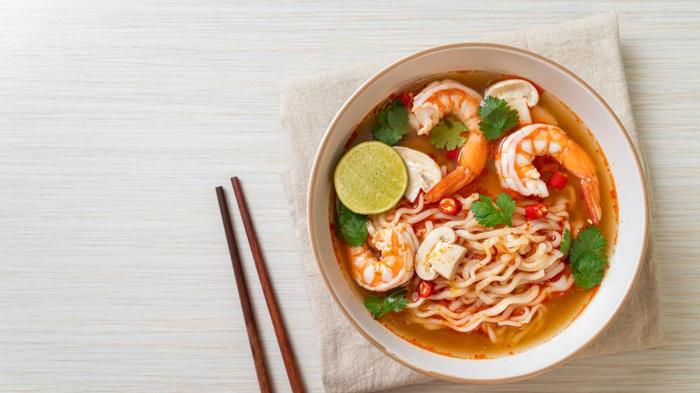 Tips Masak Mie Instan Jadi Sehat dan Bergizi