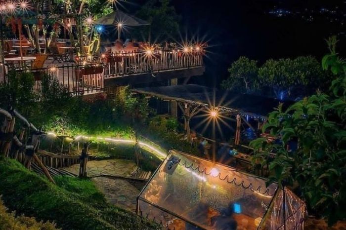 Tempat Makan dengan Pemandangan Alam di Lembang