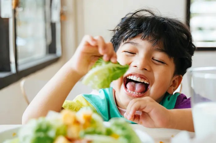 Daftar Makanan Anak yang Bantu Perkembangan Otak