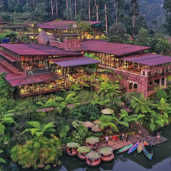 Tempat Makan dengan Pemandangan Alam di Lembang