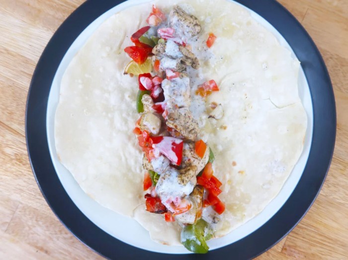 Resep Wrap Ayam Panggang Ala Yunani - Cairo Food Wrap Sayur dan Ayam Panggang Tanpa Saus