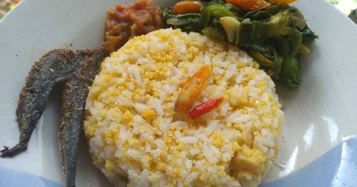 Resep Nasi Goreng Pedas Jawara - MAHI Nasi Jagung dengan Tahu Kukus Pedas