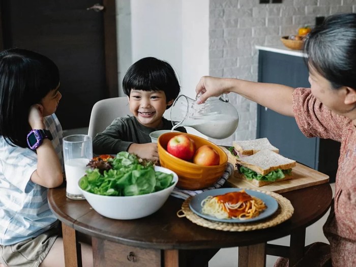 Spot Makan Favorit Anak-anak dengan Menu Sehat
